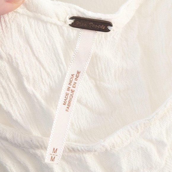 🚩SOLD🚩FREE PEOPLE Meadows of Medallion Dress - Picture 4 of 8